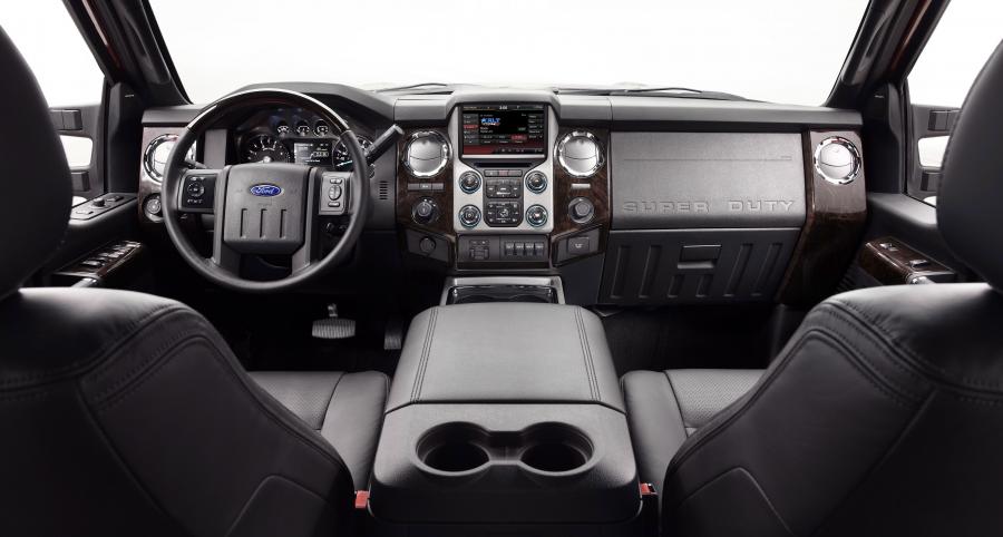  Ford F-250 Super Duty Platinum 2013 года  (фото 19 из 38)